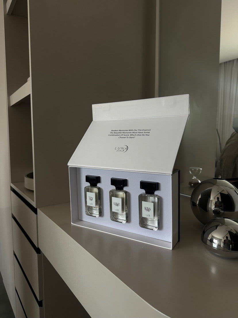 Trio Essence – Try Me, Kiss Me, Love Me